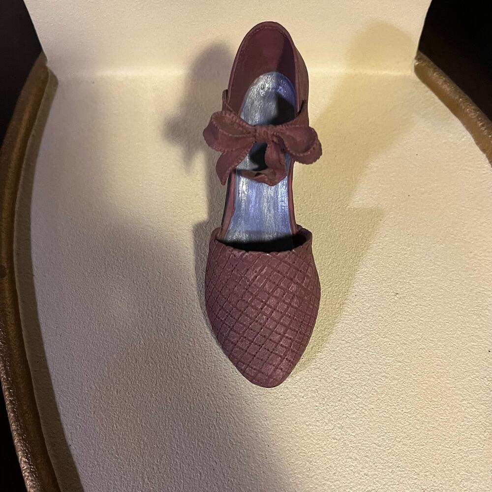 Just the Right Shoe Blush Raine Willits Design Collectible